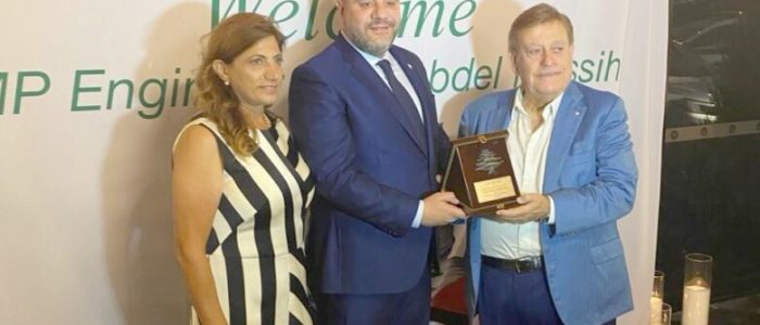 عشاء تكريمي